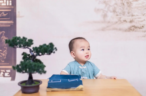 泗阳宝宝喊肚子疼怎么回事